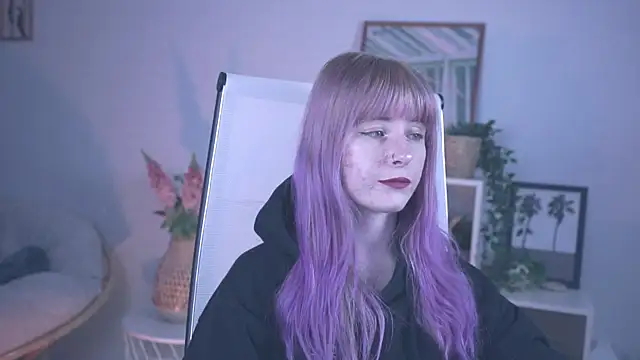 LexiWenford online show from March 14, 9:03 am