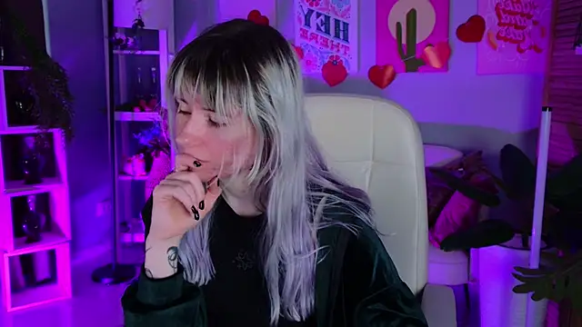 LexiWenford online show from March 30, 2:45 am