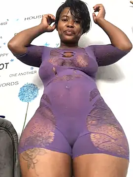 DiamondGoddes online show from February 13, 7:03 am