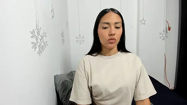 monse 02 online show from December 15, 12:53 pm