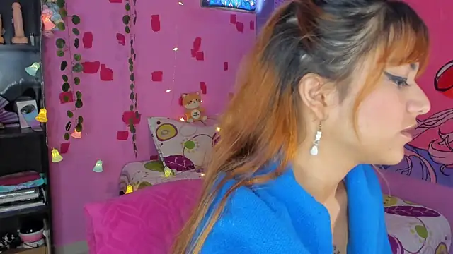 kittyzenn online show from February 11, 7:27 pm