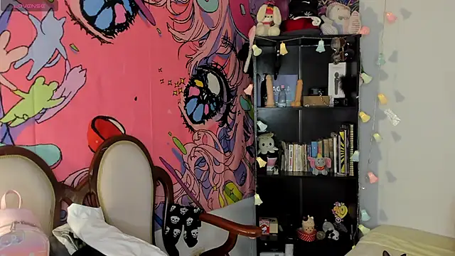 kittyzenn online show from October 6, 4:04 pm