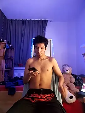 Dennis 2024 online show from January 26, 8:45 pm