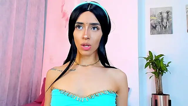 StormiRusso online show from January 31, 2:37 am