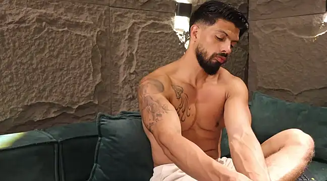 DannSaenz online show from March 11, 1:56 pm