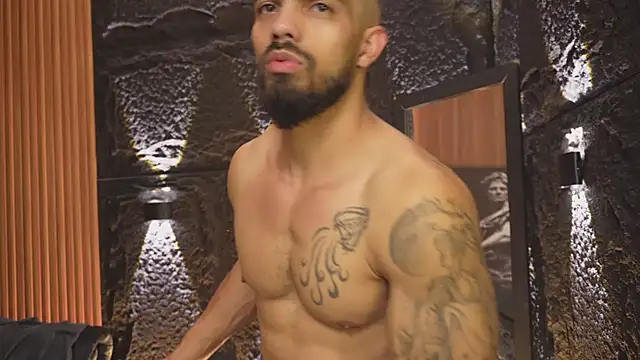 DannSaenz online show from October 11, 9:46 pm