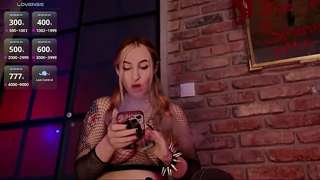 Kurama Katana online show from March 8, 9:51 pm