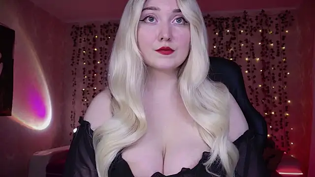 AllisonBlack  online show from November 6, 8:54 pm