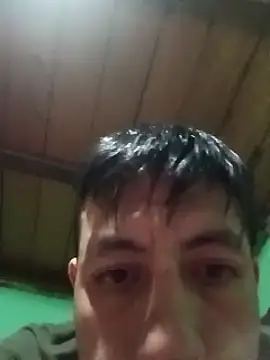 Snapshot of alexmoragomez chatting on February 13, 11:39 am alexmoragomez online show from February 13, 11:39 am