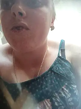 Snapshot of CoddessCrystal chatting on June 17, 9:56 am CoddessCrystal online show from June 17, 9:56 am