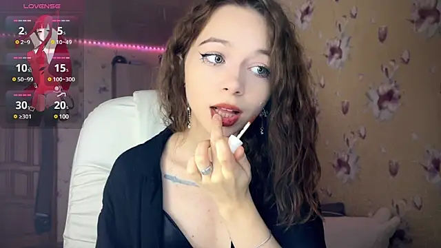 Snapshot of _SofiaBrown chatting on December 3, 8:06 pm  SofiaBrown online show from December 3, 8:06 pm