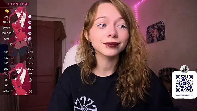 Snapshot of _SofiaBrown chatting on September 12, 4:07 pm  SofiaBrown online show from September 12, 4:07 pm