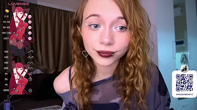  SofiaBrown online show from November 28, 2:42 pm