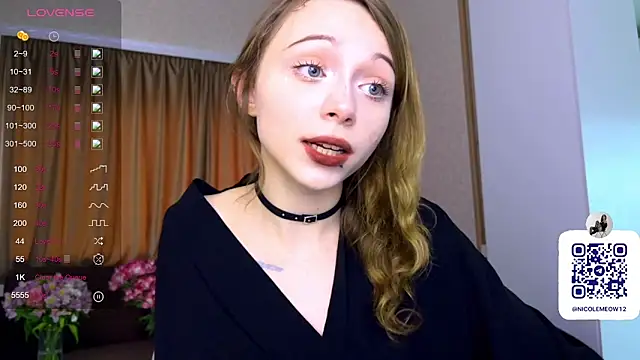 Snapshot of _SofiaBrown chatting on May 3, 2:01 pm SofiaBrown online show from May 3, 2:01 pm