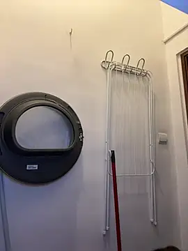 cara mella online show from December 16, 10:03 pm