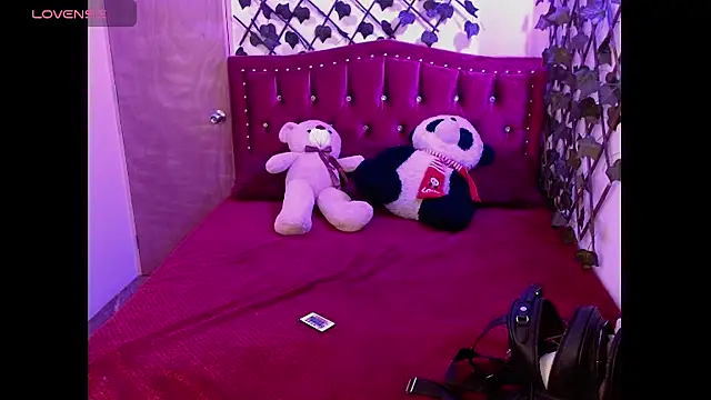 Melani cute02 online show from April 16, 8:53 pm