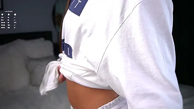 PiquingOgalala online show from October 26, 1:11 am