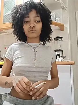 Laanegraofficial  online show from March 18, 7:10 pm