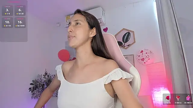 Snapshot of aleja_rythm chatting on February 18, 7:52 pm aleja rythm online show from February 18, 7:52 pm