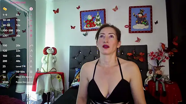 Snapshot of avatomas_02 chatting on December 23, 12:14 am avatomas 02 online show from December 23, 12:14 am