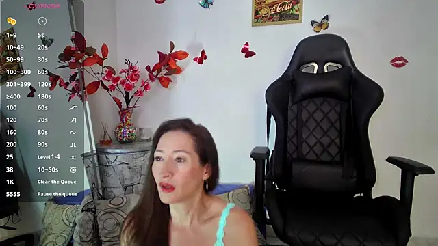 Snapshot of avatomas_02 chatting on January 16, 6:03 am avatomas 02 online show from January 16, 6:03 am