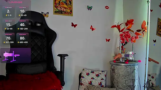 Snapshot of avatomas_02 chatting on February 13, 1:50 am avatomas 02 online show from February 13, 1:50 am