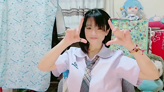 renapiyon8182 online show from January 25, 7:49 pm