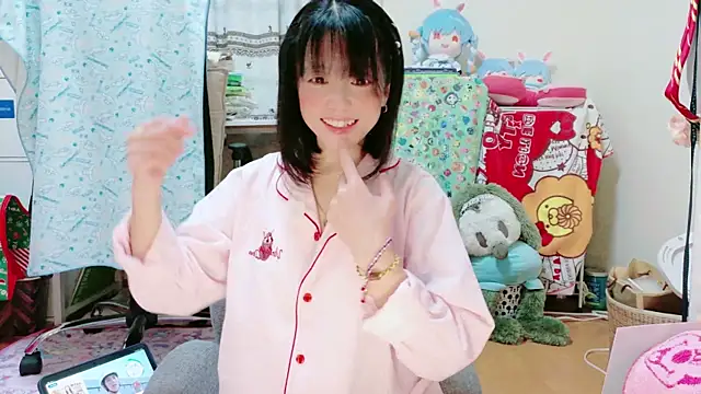 renapiyon8182 online show from March 7, 7:27 pm