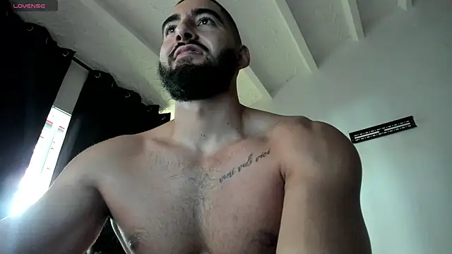 Joao Batista Oficial online show from March 28, 3:55 pm