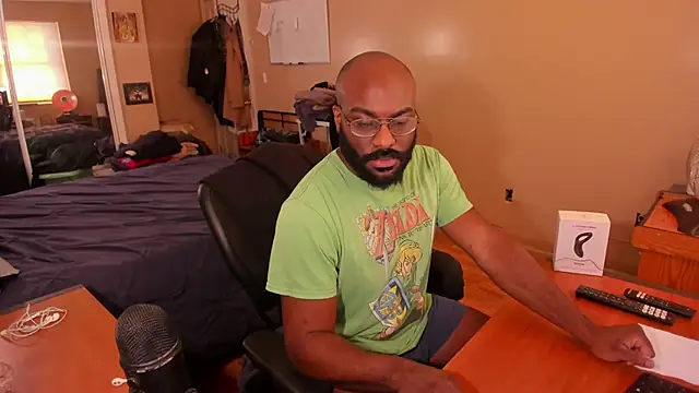 MrChuckDailyXXX online show from December 22, 12:49 pm