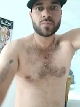 Rober2230 online show from January 5, 5:38 pm