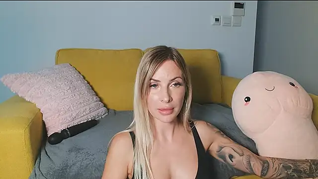 EileX official online show from March 5, 4:57 pm