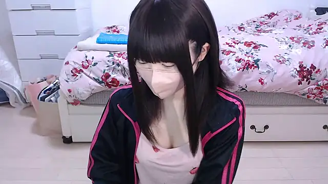 Snapshot of AMI___oO chatting on February 21, 4:57 am AMI oO online show from February 21, 4:57 am