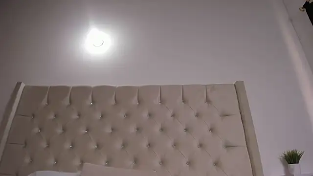 Eloisa cleavage  online show from February 25, 2:11 pm