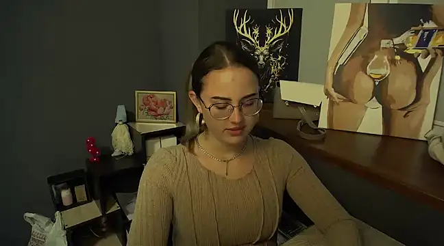 Snapshot of luxie_milady chatting on January 25, 2:47 pm luxie milady online show from January 25, 2:47 pm