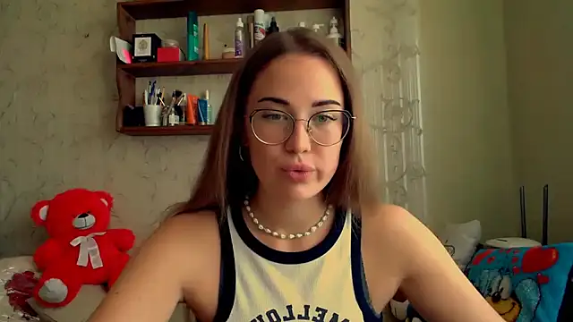 Snapshot of luxie_milady chatting on September 26, 11:14 am luxie milady online show from September 26, 11:14 am