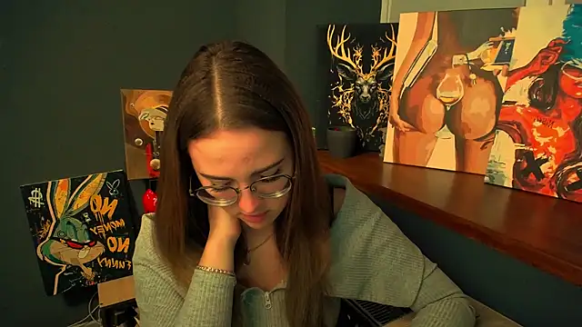 Snapshot of luxie_milady chatting on February 12, 1:06 pm luxie milady online show from February 12, 1:06 pm