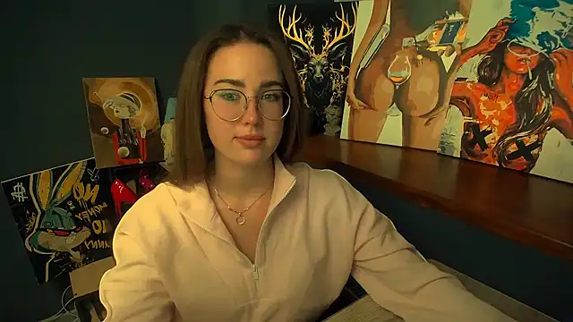 Snapshot of luxie_milady chatting on March 11, 1:17 pm luxie milady online show from March 11, 1:17 pm