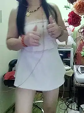 Snapshot of Hangem111 chatting on May 27, 4:48 pm Hangem111 online show from May 27, 4:48 pm
