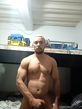 Snapshot of Thiago_Summers chatting on February 5, 10:20 am Thiago Summers online show from February 5, 10:20 am