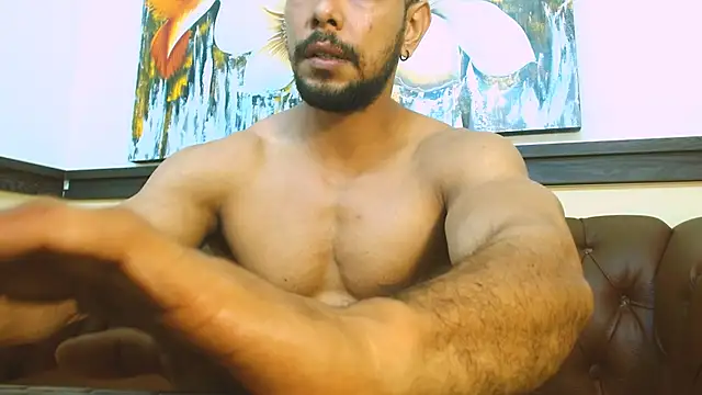 Snapshot of Thiago_Summers chatting on February 18, 1:40 pm Thiago Summers online show from February 18, 1:40 pm