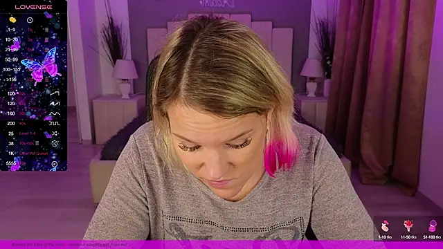 EVAshinyGIRL online show from December 28, 10:47 am