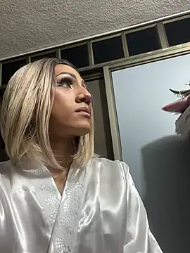 VictoriaRoss1 online show from February 1, 11:37 pm