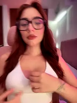 veronicaapink online show from October 26, 8:48 pm