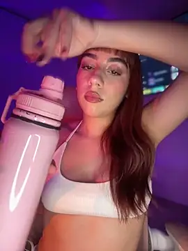 veronicaapink online show from January 6, 2:04 am