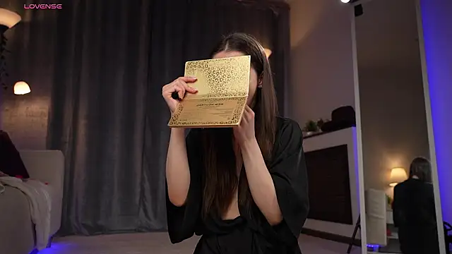 Amely Young online show from February 28, 2:23 am