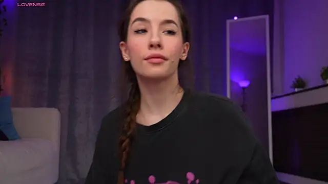 Amely Young online show from April 19, 1:16 am