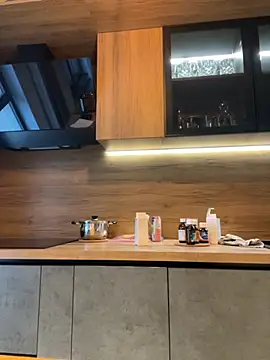 Jessy Jo online show from October 4, 5:27 am