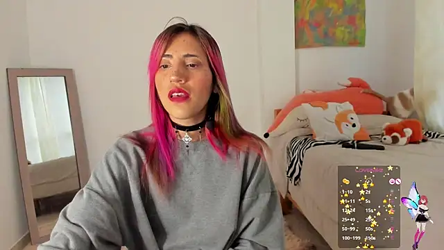 Snapshot of linnie_ chatting on January 26, 11:17 am linnie online show from January 26, 11:17 am