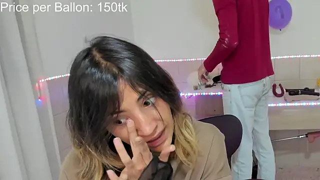 Snapshot of linnie_ chatting on September 22, 11:07 pm linnie online show from September 22, 11:07 pm